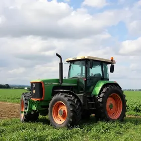 apreensão de maquinário agrícola